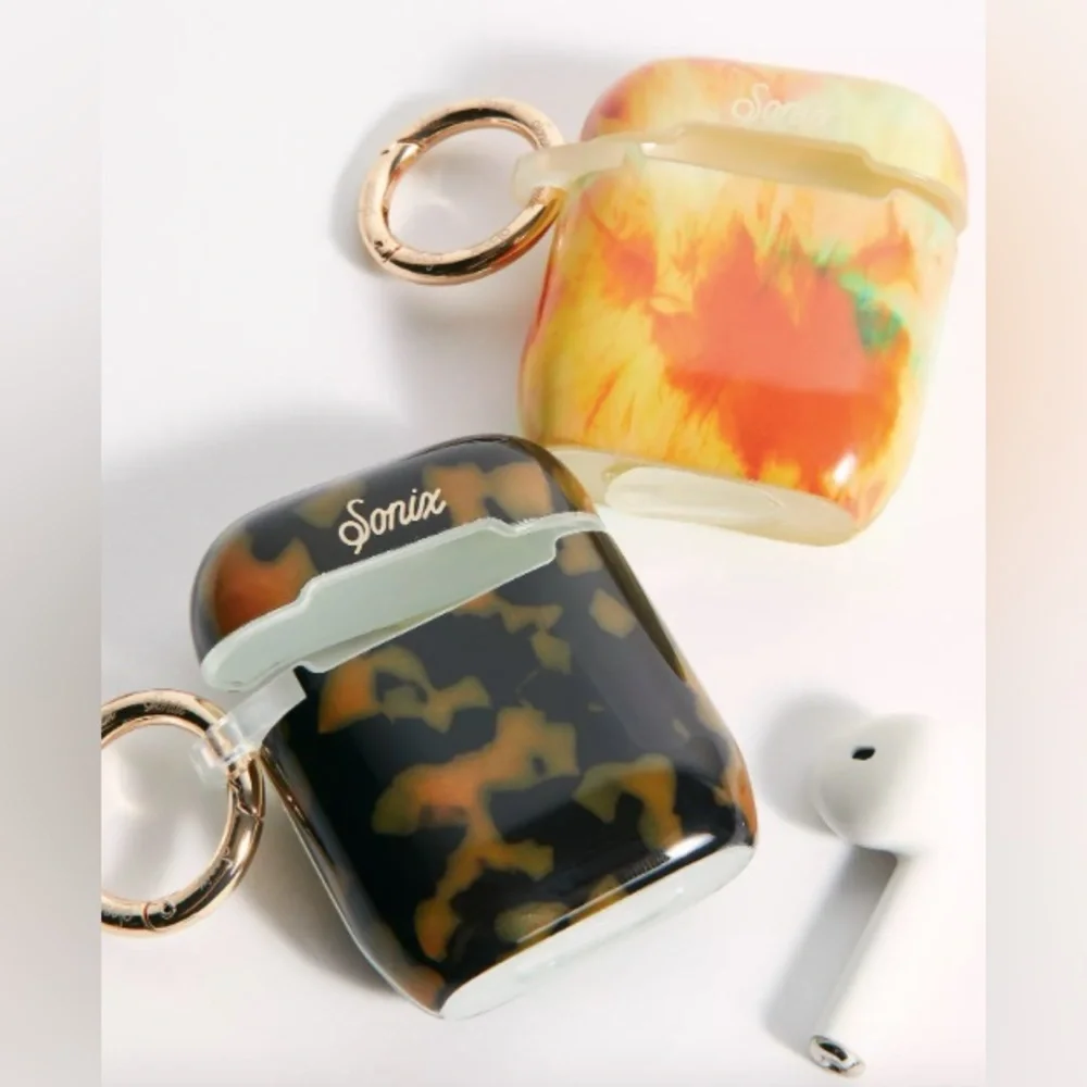 Free People Sonix Antimicrobial Airpod Case